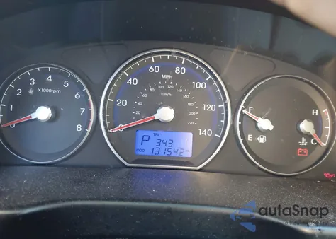 2010 Hyundai Santa Fe Gls z USA, uszkodzony, nr VIN 5NMSGDAB4AH354388